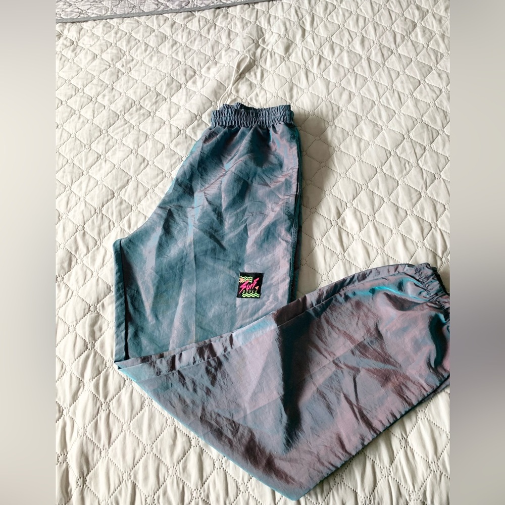 Retro surf style polyester nylon wind breaker pants